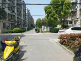 周邊配套實(shí)施齊全，南北通透，居家首選